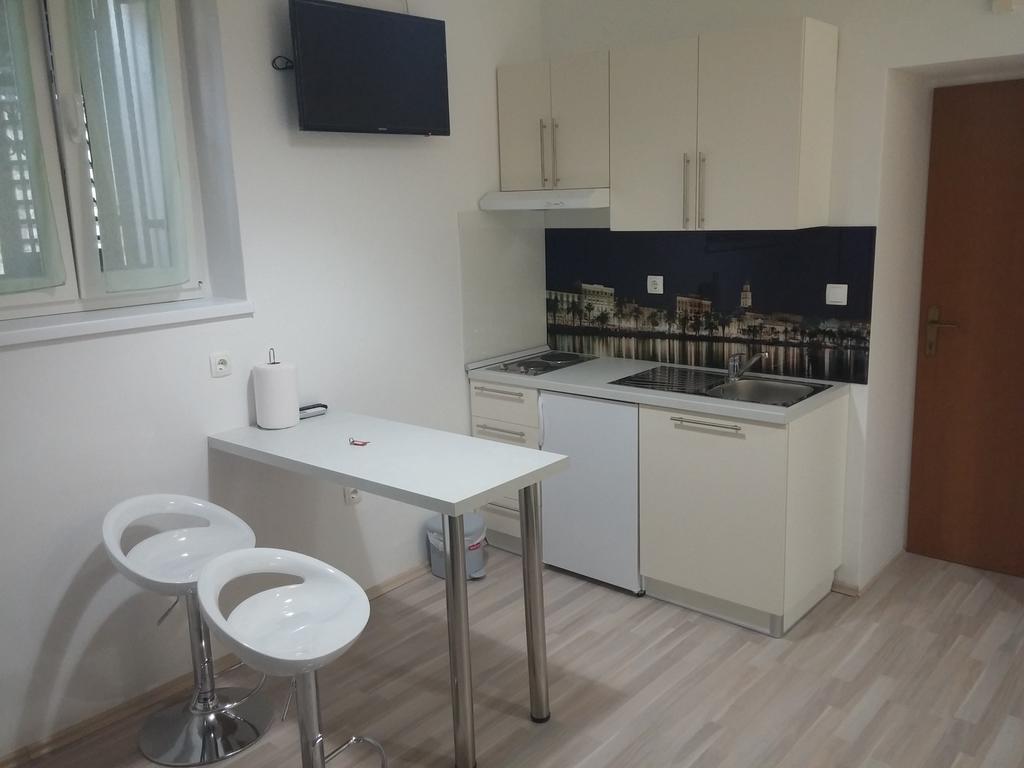 ספליט Summer Bay Apartments מראה חיצוני תמונה
