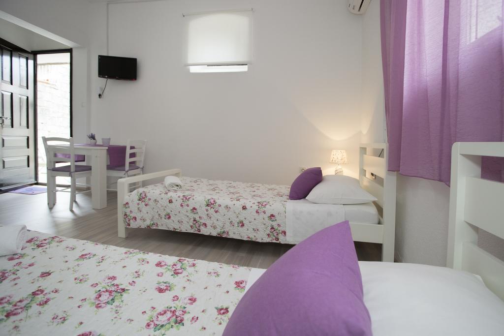 ספליט Summer Bay Apartments מראה חיצוני תמונה